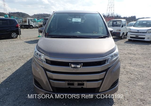 2021 TOYOTA NOAH X (4WD)