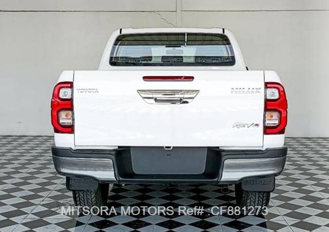 2024 TOYOTA HILUX 2.4