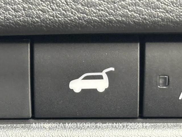 
								2023 NISSAN X-TRAIL G full									