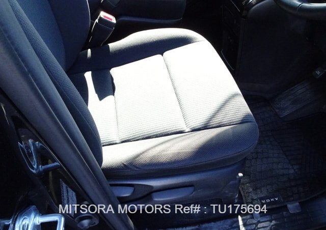 
								2021 TOYOTA VOXY ZS full									