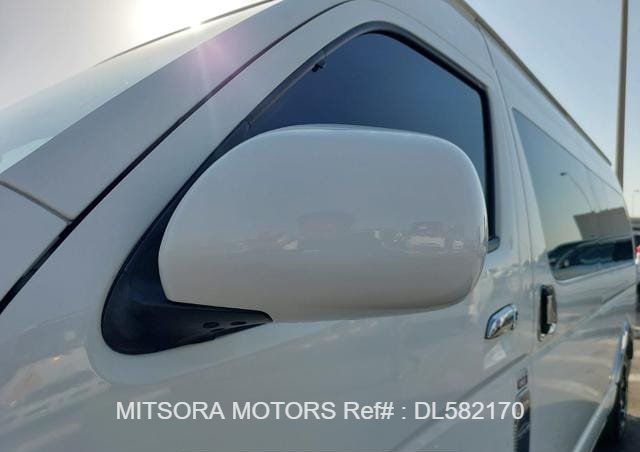
								2014 TOYOTA HIACE COMMUTER full									