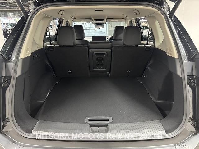 
								2023 NISSAN X-TRAIL G full									