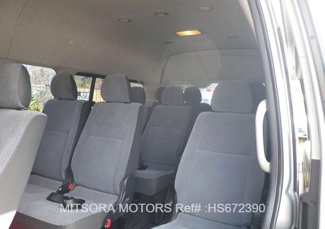 
								2011 TOYOTA HIACE COMMUTER GLHR full									