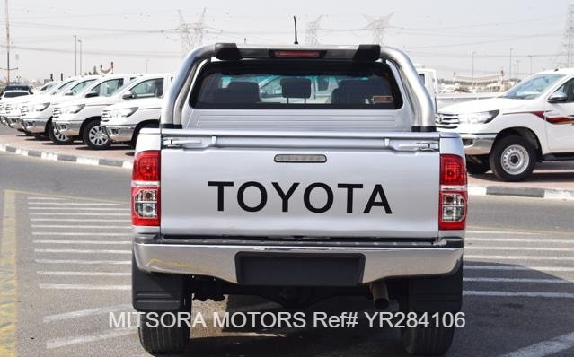 
								2014 TOYOTA HILUX full									