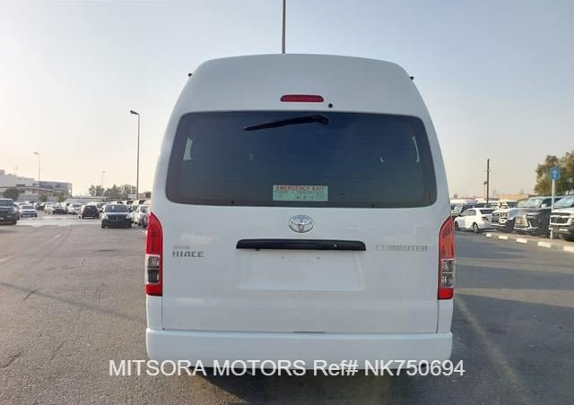 
								2015 TOYOTA HIACE COMMUTER full									