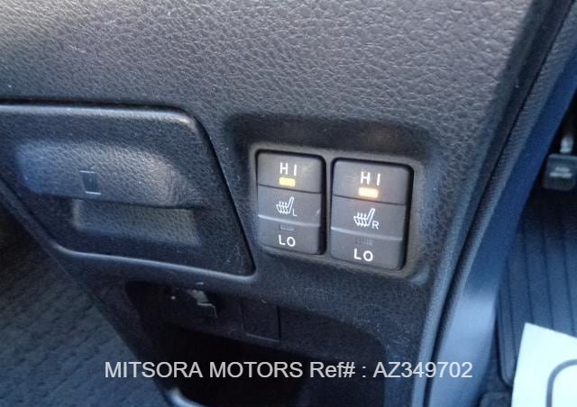 
								2015 TOYOTA VOXY full									