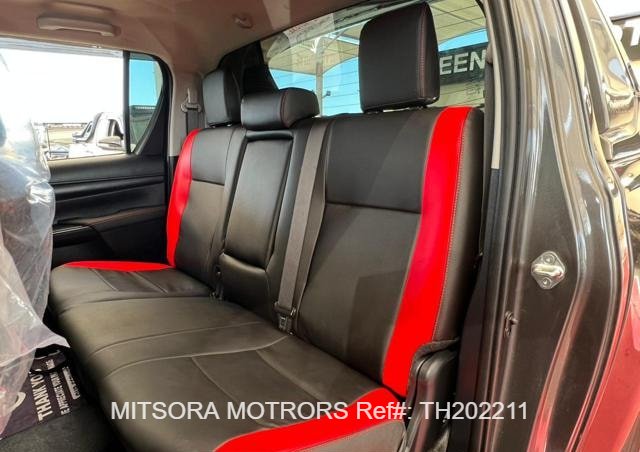 
								2022 TOYOTA HILUX full									