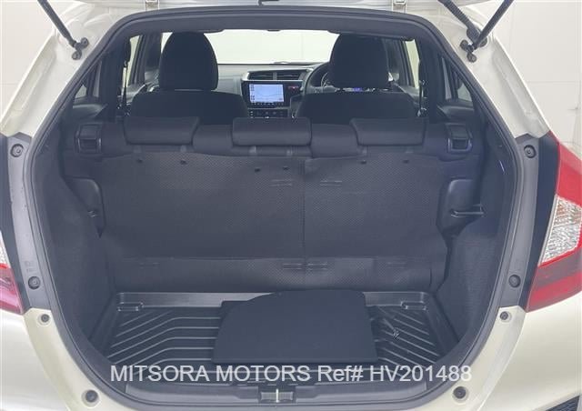 
								2013 HONDA FIT RS full									
