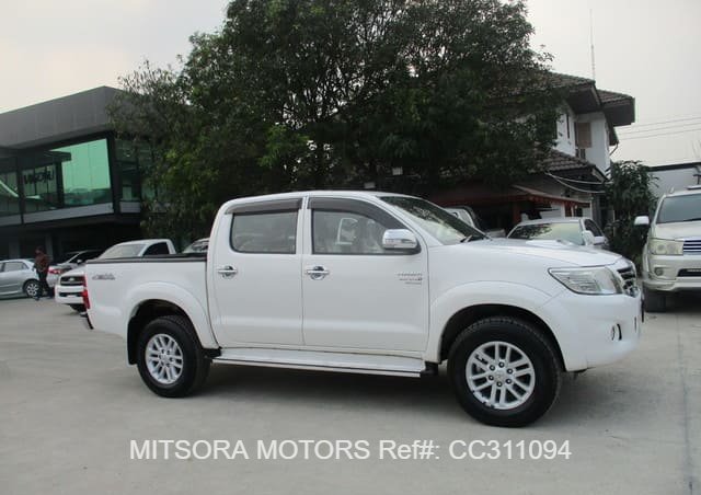 2012 TOYOTA HILUX