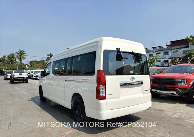 
								2026 TOYOTA HIACE COMMUTER 2.8 AT full									