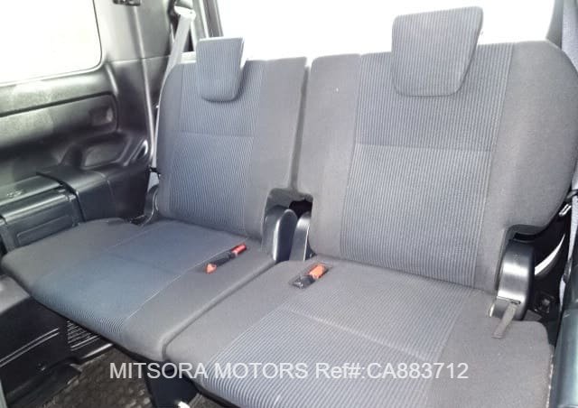 
								2017 TOYOTA VOXY ZS full									