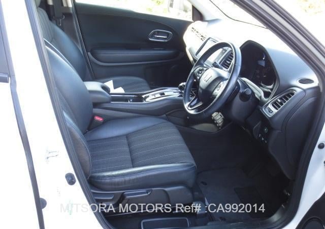 
								2013 HONDA VEZEL full									