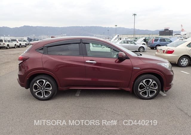 
								2014 HONDA VEZEL HYBRID Z full									