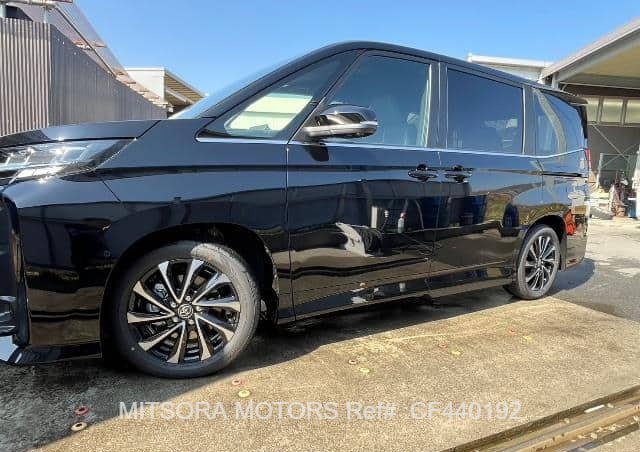 
								2026 TOYOTA NOAH S-Z full									