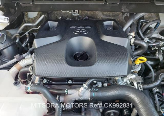 
								2023 TOYOTA HIACE COMMUTER full									