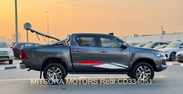 
								2018 TOYOTA HILUX full									