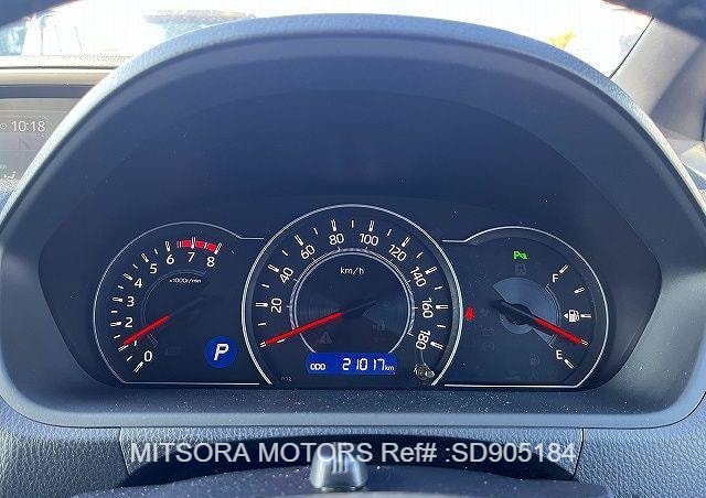 
								2019 TOYOTA VOXY ZS full									