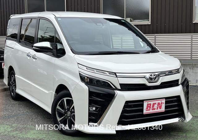 
								2020 TOYOTA VOXY ZS2 full									