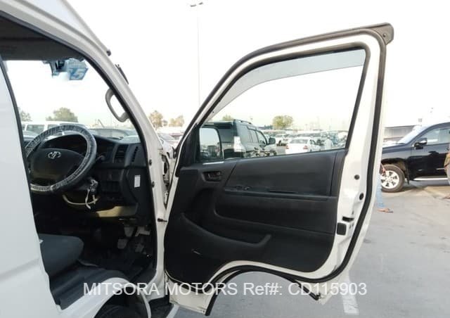 
								2018 TOYOTA HIACE COMMUTER full									