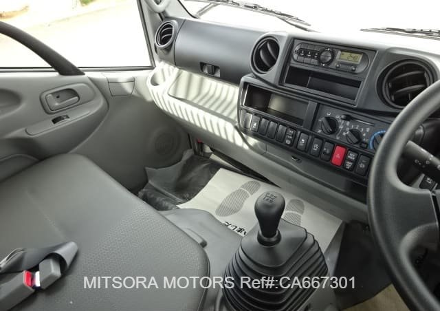 
								2018 HINO DUTRO full									