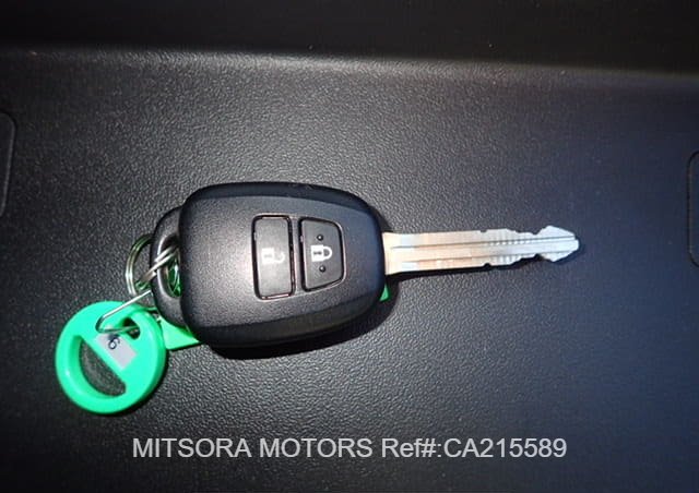 
								2020 TOYOTA HIACE VAN full									