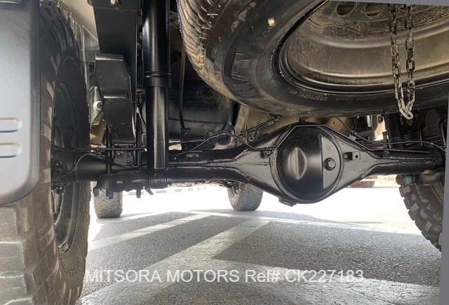 
								2013 TOYOTA HILUX full									