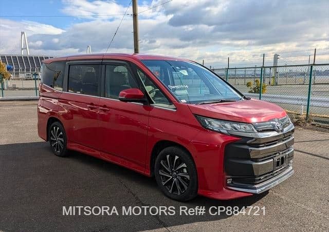 
								2022 TOYOTA NOAH S-Z full									