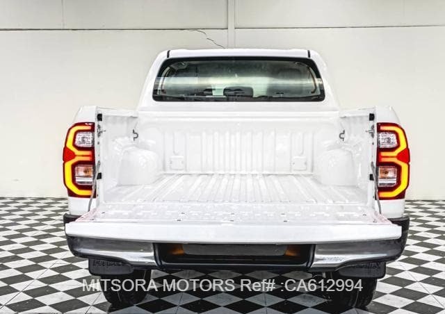 
								2025 TOYOTA HILUX 2.4 full									