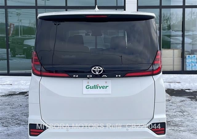 
								2025 TOYOTA NOAH full									