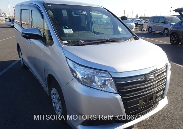 2016 TOYOTA NOAH X