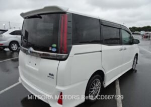 2020 TOYOTA NOAH