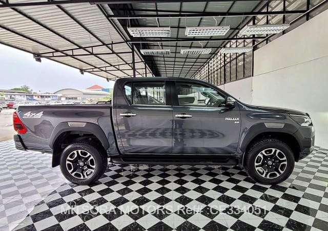 
								2023 TOYOTA HILUX full									