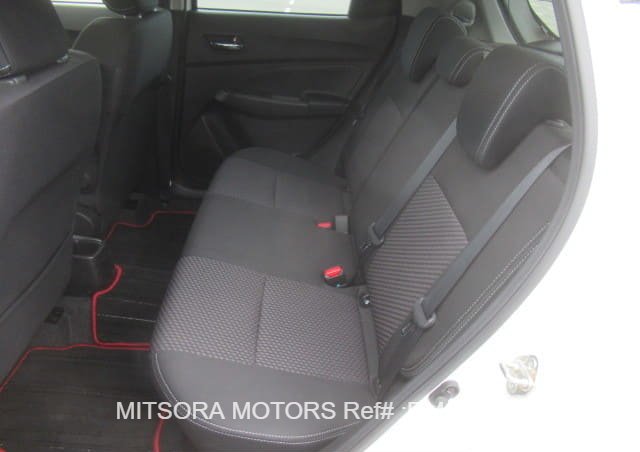 
								2023 SUZUKI SWIFT RS full									