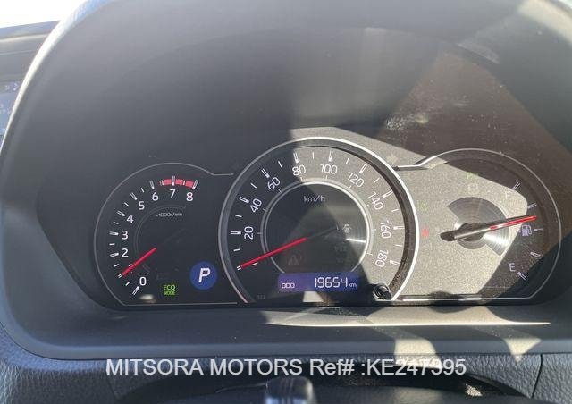 
								2019 TOYOTA VOXY ZS2 full									