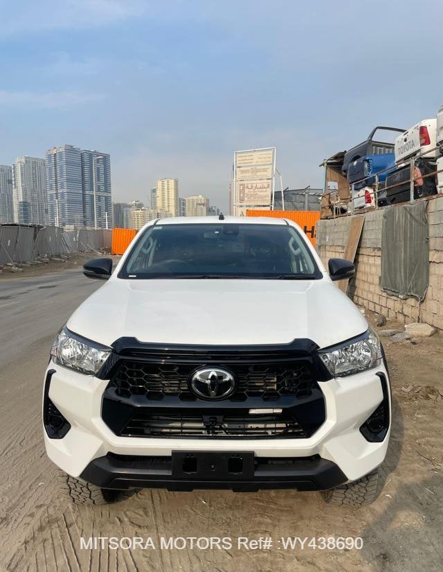 
								2020 TOYOTA HILUX full									