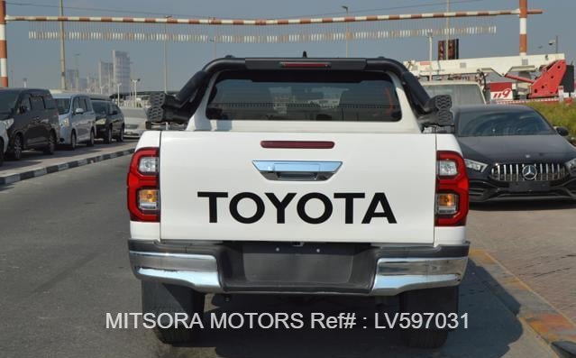 
								2024 TOYOTA HILUX DOUBLE CABIN full									