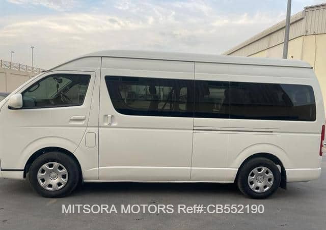 
								2017 TOYOTA HIACE COMMUTER full									