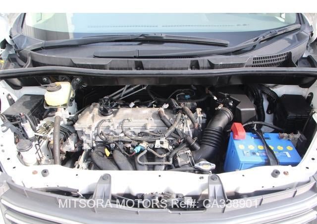 
								2013 TOYOTA NOAH full									