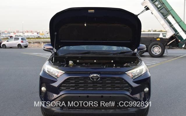 
								2020 TOYOTA RAV4 full									
