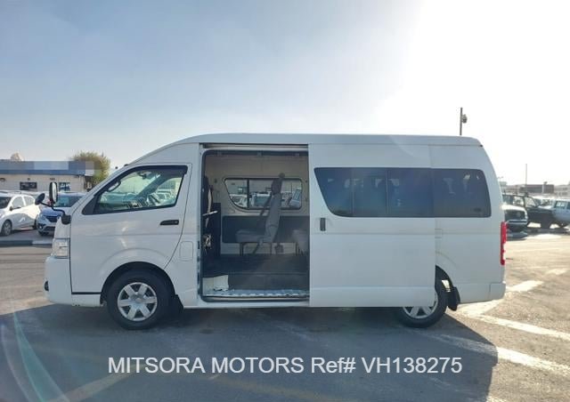 
								2015 TOYOTA HIACE COMMUTER full									