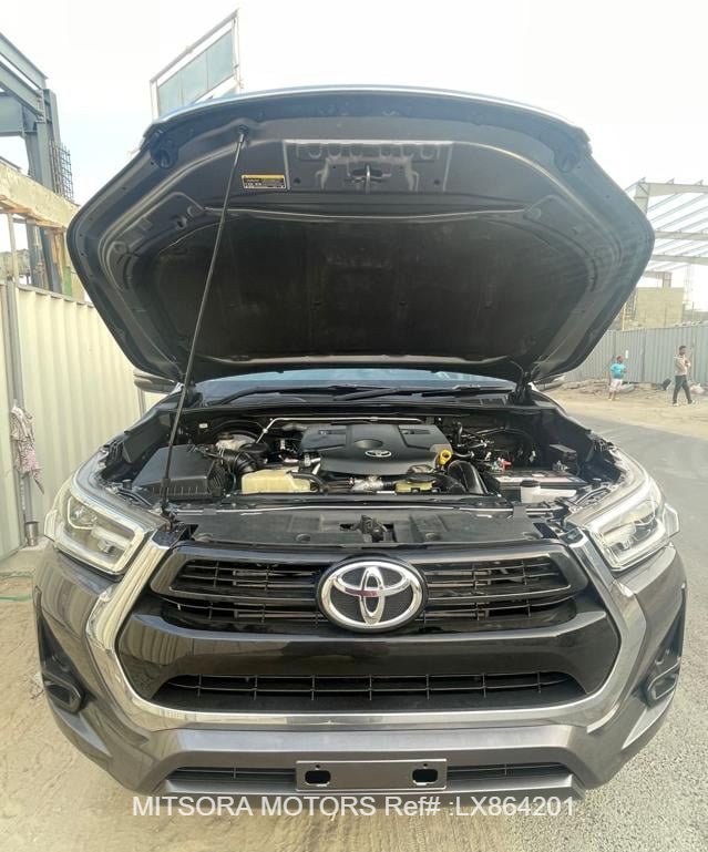 
								2018 TOYOTA HILUX TRUNK COVER full									