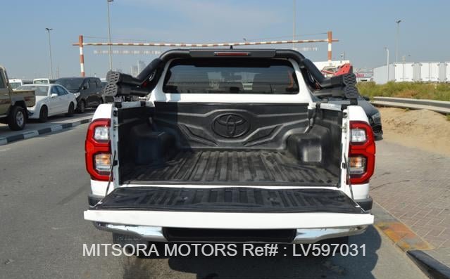 
								2024 TOYOTA HILUX DOUBLE CABIN full									
