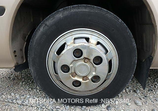 
								2005 HINO LIESSE II full									