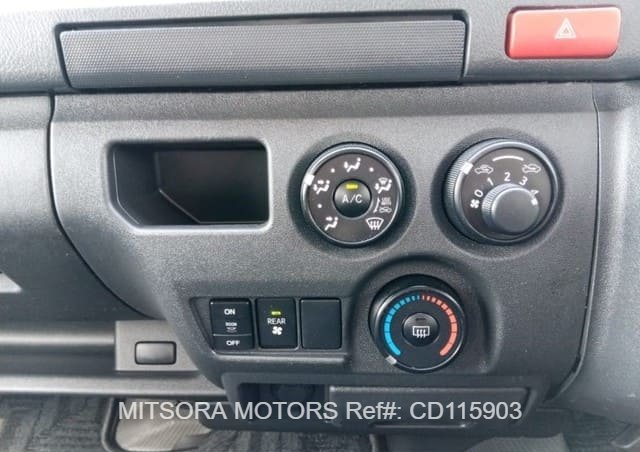 
								2018 TOYOTA HIACE COMMUTER full									