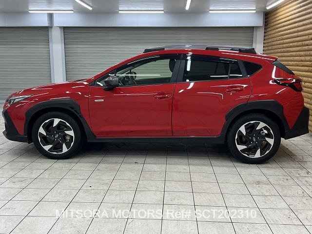 
								2023 SUBARU CROSSTREK LIMITED RED full									