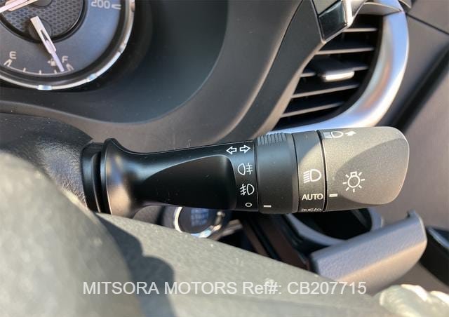 
								2020 TOYOTA HILUX full									