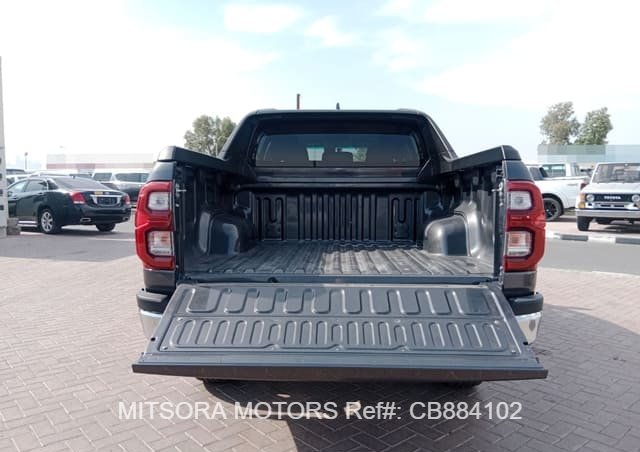 
								2022 TOYOTA HILUX full									