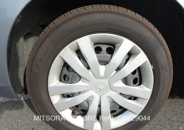 
								2023 HONDA FIT HONDA SENSING full									