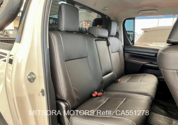 
								2021 TOYOTA HILUX full									