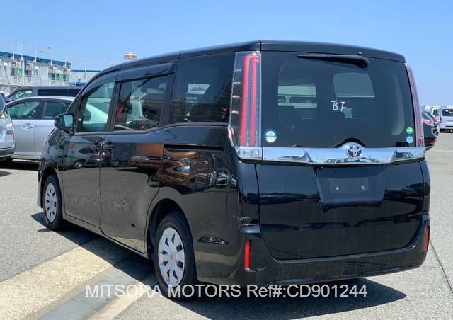 
								2017 TOYOTA NOAH X full									